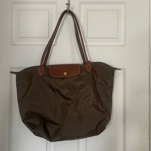 Longchamp - Le Pliage Nylon Shoulder Tote - olive green
